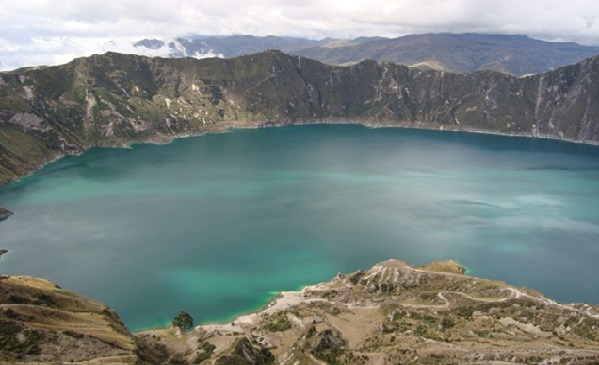 quilotoa tours